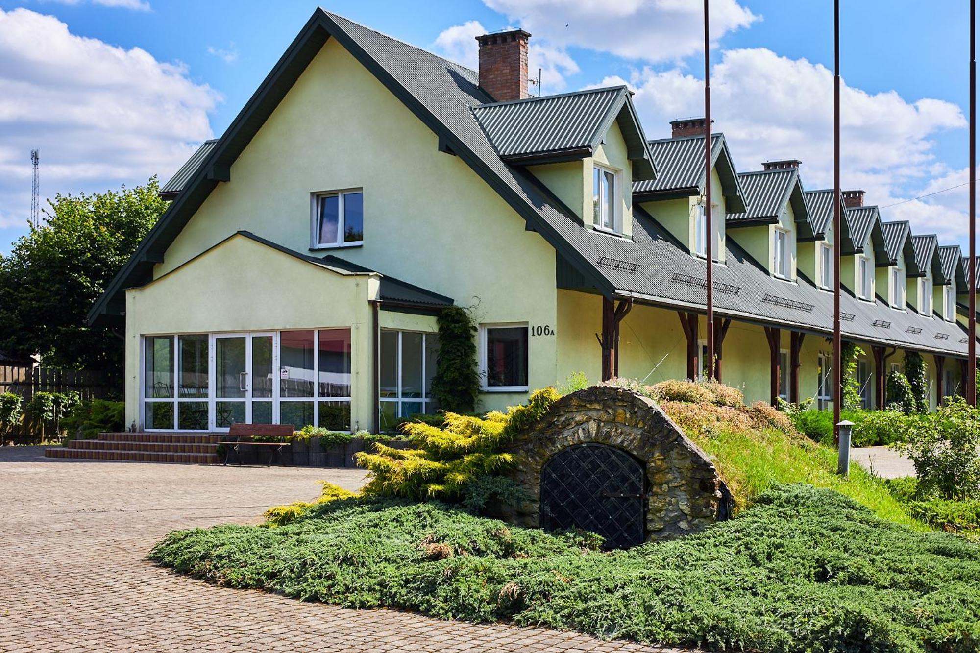 Roztocze-Pensjonat Pod Sosnami Gorniki Exterior foto